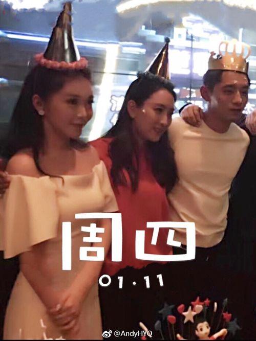 娱乐圈爆料小玫瑰小百合,小玫瑰与小百合的神秘恋情曝光  第3张 娱乐圈爆料小玫瑰小百合,小玫瑰与小百合的神秘恋情曝光  第3张